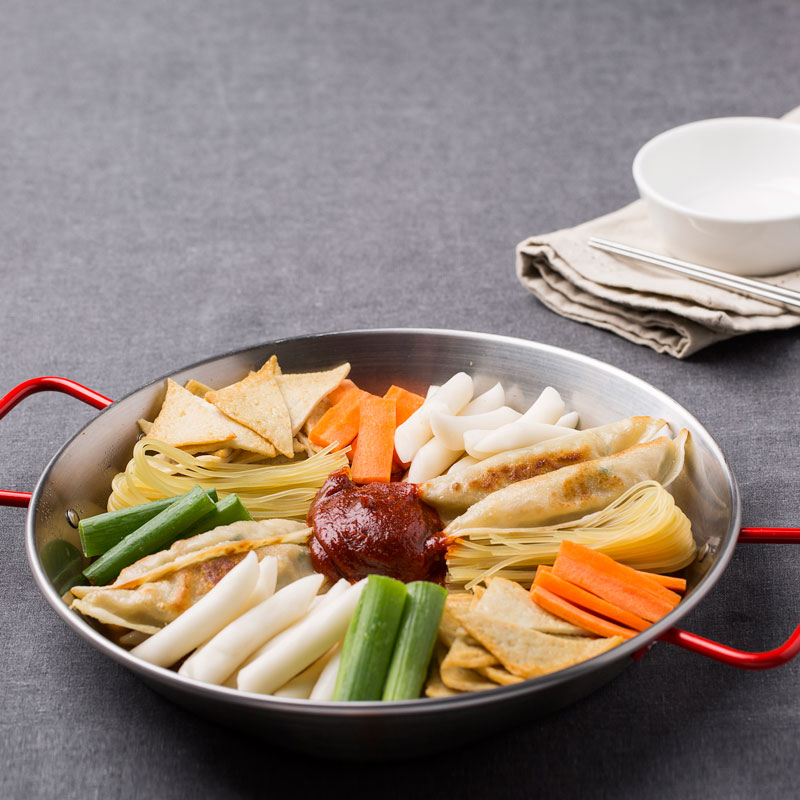 korean-snack-foods-street-food-PM6ME5E