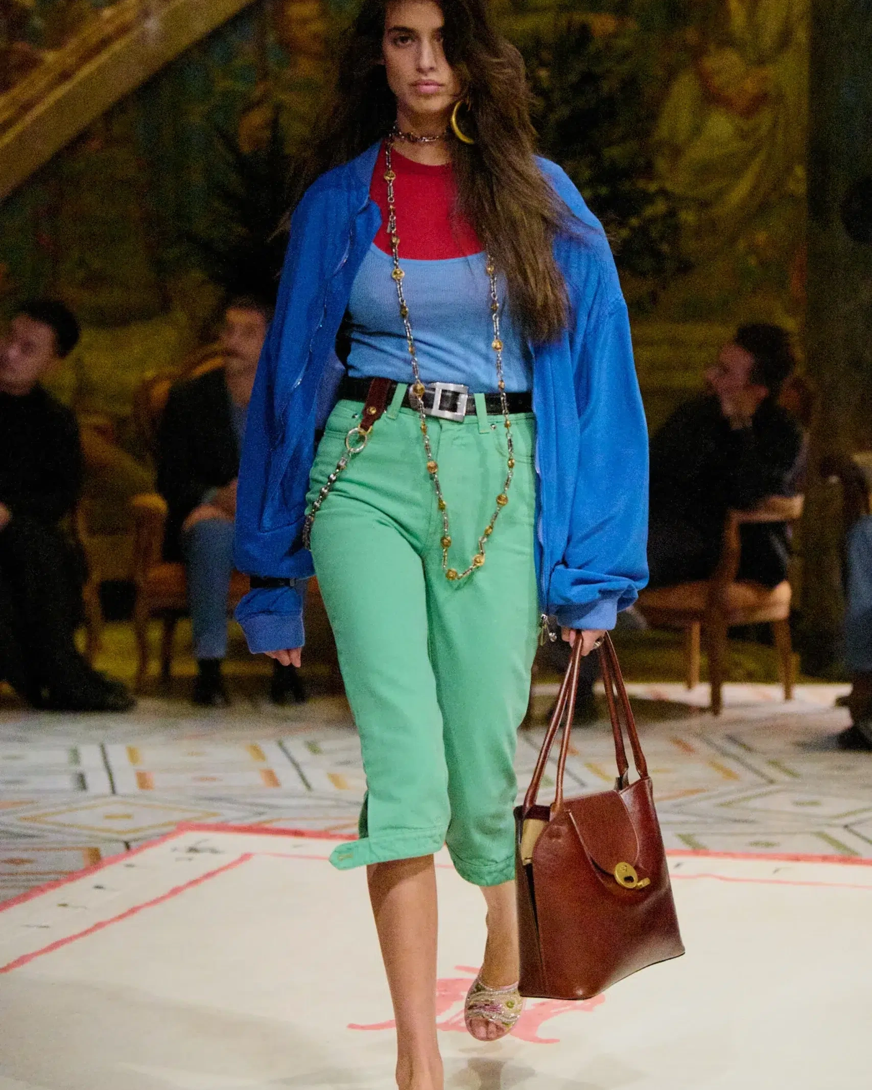 00001 versace spring 2026 ready to wear credit brand scaled uai